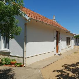 Maison de charme rénovée, proche plage et commerces - FR-1-476-76, hotel in La Faute-sur-Mer