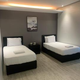 Kingsway Iligan Hotel, hotel en Iligan