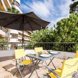 Rufete Apartment, hotel i Teulada
