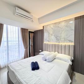 Panoramic Seaview Studio High-Floor and Free WiFi