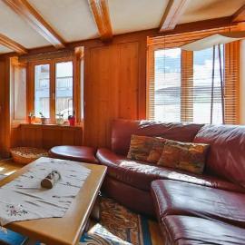 Viesnīca Cozy Apartment in Haut-Intyamon with Garden 75 m² pilsētā Albeuve