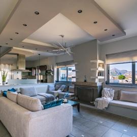 ARTica condo, hotel in Amoudara Herakliou