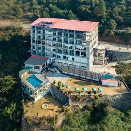 SPT Clarks Inn Suite, Mandi, hotell i Pāndoh