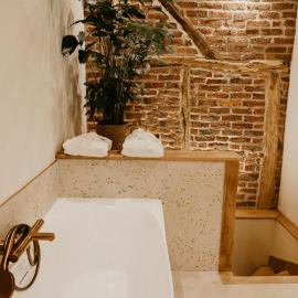 La Tanière à Durbuy - Gîte nature et détente, hotel in Durbuy