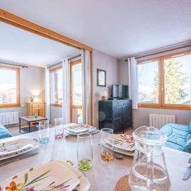 Le Sauget- au Chalet Bellevue Domaine La Plagne Paradiski, viešbutis mieste Mâcot La Plagne