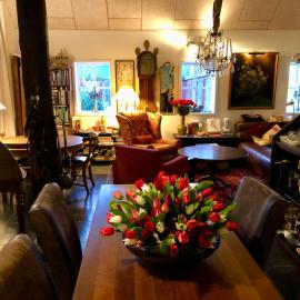 The Black Horse B&B & More