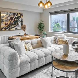 Host & Stay - Chic Townhouse by the Docks