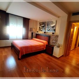 ETNICO DE LUXE wifi y aparcamiento gratis – hotel w mieście Águilas