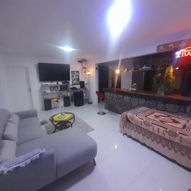 R V R apartment, hotel in Trou d'Eau Douce