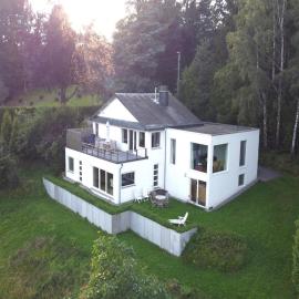 Panoramic villa with private sauna in Erezée