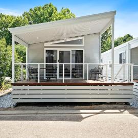 Myrtleford Holiday Park, hótel í Myrtleford
