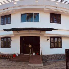MATHER RAJAGIRI FURNISHED APARTMENTS, hotel in Aluva