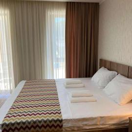 Orbi Palace Bakuriani Deluxe 420, hotel in Bakuriani