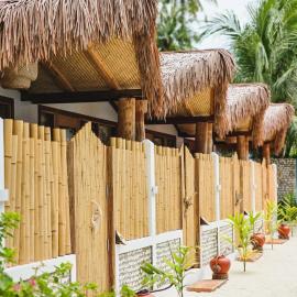 Muraka Dhigurah, hotel u gradu Digura