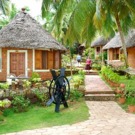 Soma Manaltheeram Ayurveda BeachVillage