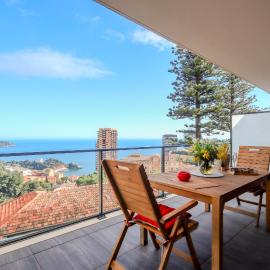 Monte Coast View - Luxe & Pleine Vue Mer - Aux Portes de Monaco, hôtel à Beausoleil