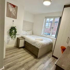 Lancaster Apartment