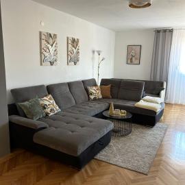 Apartman Mirna