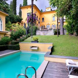 Villa Ella con Depandance, hotel in Gardone Riviera