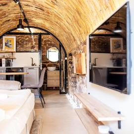 Odu The Cellar, hôtel à Alsóörs