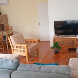 Appartement F4 Kone centre Tel 7O 55 O8, ξενοδοχείο σε Koné