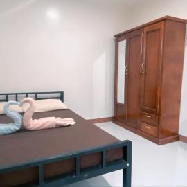 Paradise Guesthouse, Hotel in Ubay