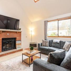 Poconos Chalet, hotel em Tobyhanna