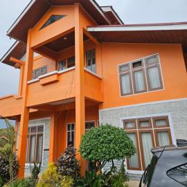 Rumah Mawar Syariah, hotel en Bukittinggi