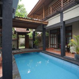 Patria Villa Padma with Private Pool – hotel w mieście Beran-kidul