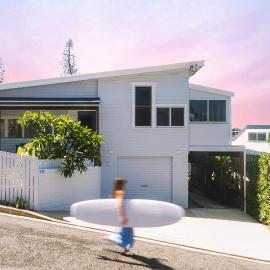 Bay Properties Casetta Blu