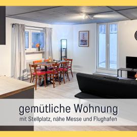 Casa Katalina Filderstadt, top für Familien und Geschäftsreisen, super ausgestattet, mit PKW Stellplatz, хотел в Филдерщат