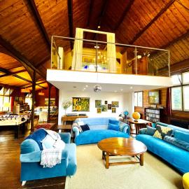 Tin tabernacle perfect for group getaways، فندق في Chale