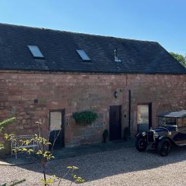 Classy 2 Bed Near Alton Towers, Polar Bears, Peak District, hotel in Whiston