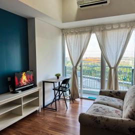 Apt Casa De Parco 1BR With WiFi, Pool & Netflix by Damaresa, מלון בSamporo