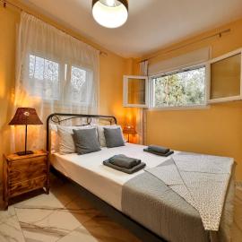 Nikiti Spathies Resort - Double-Ground Apartment, hotelli kohteessa Kalogria