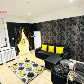 Ground Floor Entire Apartment Self Checkin, hotel a Crossgates
