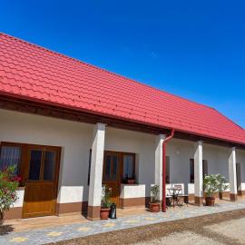 Csorgó Vendégház – hotel w mieście Felsődobsza