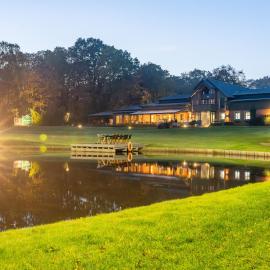Golf Resort Gut Apeldör, hotelli kohteessa Hennstedt