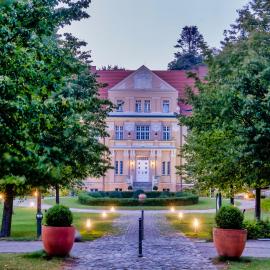 Sunday Resort Rügen - Hotel & SPLASH Erlebniswelt, ξενοδοχείο σε Sagard