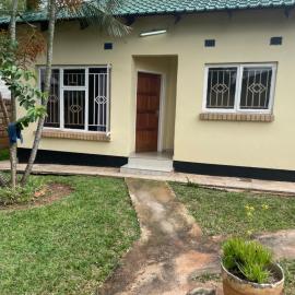 Wellcome Dover Lodge, hotel a Lusaka