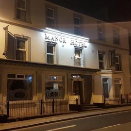 Manor Hotel Ballymoney, hotel i Ballymoney
