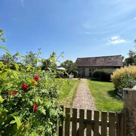 The Piggery, a perfect country hideaway، فندق في Crowhurst