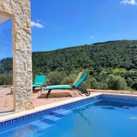 Casa Bananeira Villa 4P en baby with private pool in a natural setting.