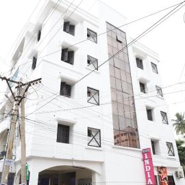 shree service apartment, hotelli kohteessa Madurai