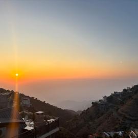 The Alluring North Sunset Vibes and Chest's Nest Near Mall road kasauli