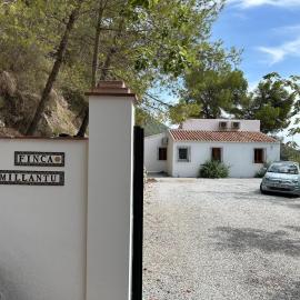 Finca Millantú – hotel w mieście Cómpeta