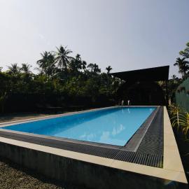 The Coppers Glamping Pod Cabana with a Private Pool, hotel in Karandeniya