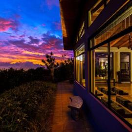 Stunning Views from Coffee Country Villa - 25 min to SJO, hotel a Pilas