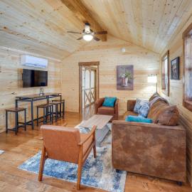 Horse Farm Retreat w/ Pond View Near Louisville, Hotel in La Grange