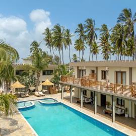 Black Stone Beach Resort, hotell i Dikoni